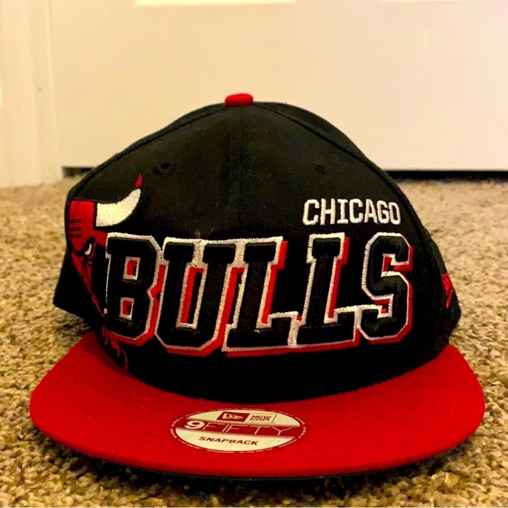 New Era Black and Red Chicago Bulls Snapback Hat